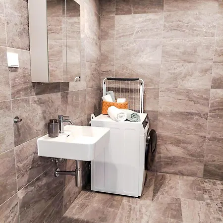 Mai 71 Johanna Suvekorter * Parnu