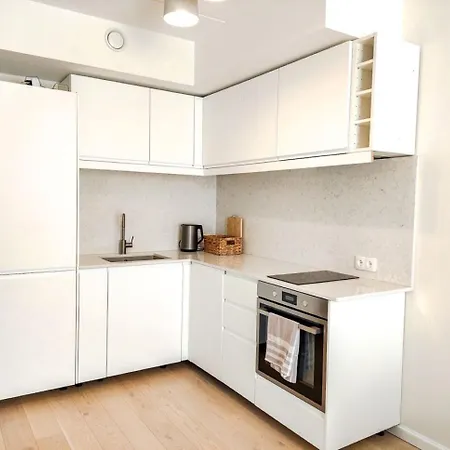 Mai 71 Johanna Suvekorter * Pärnu