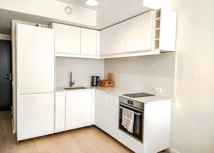 Mai 71 Johanna Suvekorter * Παρνού